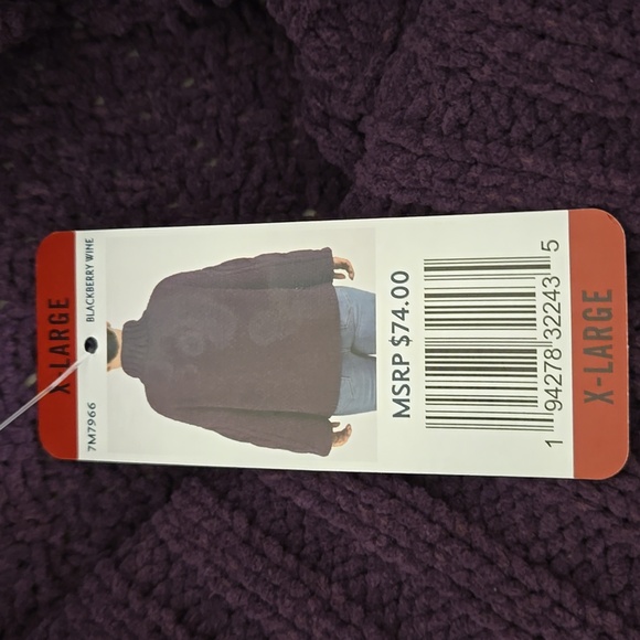 Seven Chunky Cable Knit Sweater - Picture 8 of 9